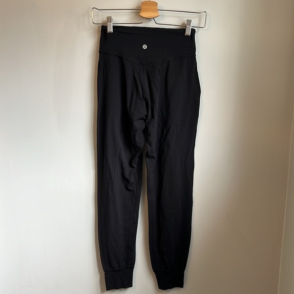 Lululemon Align Jogger 28" SZ 4 - Picture 6 of 6